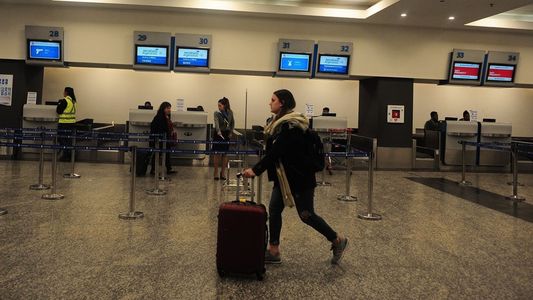 Otro paro de Aerolíneas: qué vuelos se verán afectados y qué pasará con las cancelaciones
