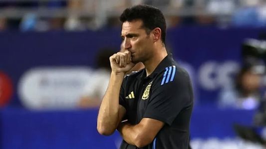 Alarma en la Selección Argentina: una de las figuras fue desafectada y Scaloni realizó una convocatoria de último momento