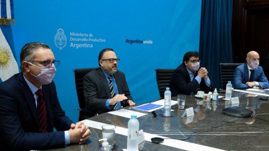 Al final el Gobierno lanzó el Consejo Económico y Social: reunió a empresarios y sindicatos y convocó a mesas sectoriales