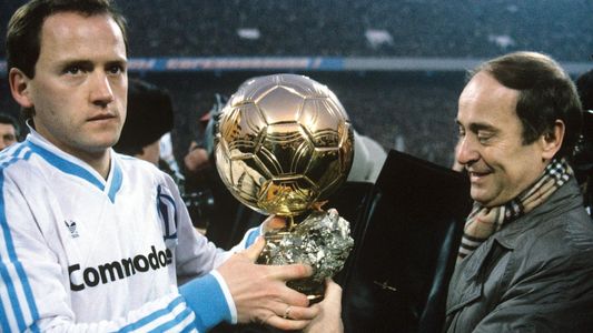 Le robó el Balón de Oro a Maradona en 1986 y hoy acompaña al ejército ucraniano contra la invasión rusa