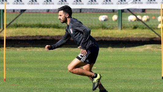 Scocco viajará a España para tratar la lesión en el gemelo que ya le generó demasiados lamentos