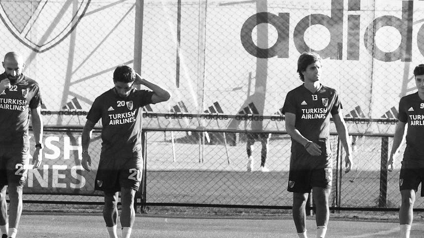 Tranquilidad para Gallardo: los hisopados de todo el plantel dieron negativos