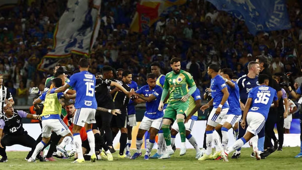 Batalla campal: así quedó la cara del arquero Everson tras la escandalosa final entre Cruzeiro y Atlético Mineiro