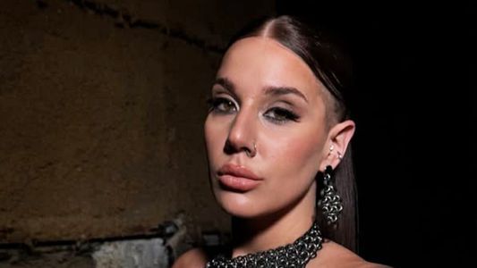 La Tora de Gran Hermano confirmó su romance con un conocido cantante con un íntimo video