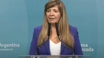 Gabriela Cerruti le bajó el tono a las declaraciones de Aníbal Fernández y apuntó contra Macri y Milei
