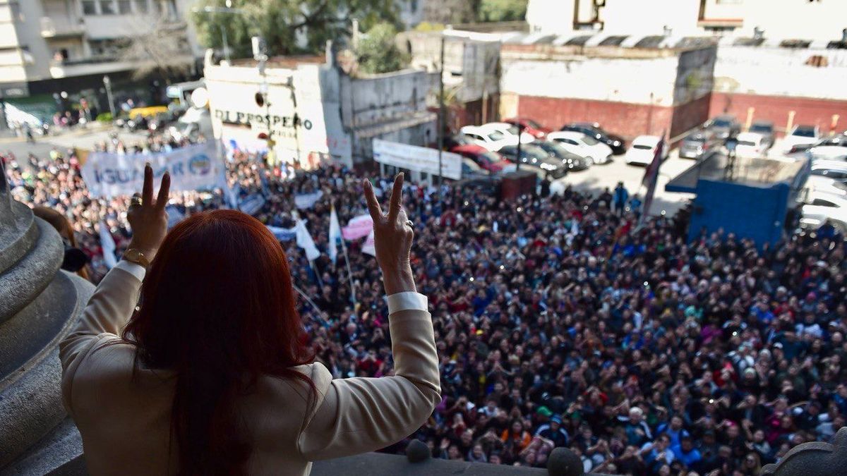 La senadora Juliana Di Tullio afirmó que preparan una masiva marcha en apoyo a Cristina Kirchner.  
