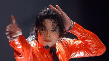 Revelan carta de amor de Michael Jackson a una niña