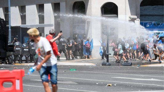 Cruce entre el Gobierno y Ciudad por los incidentes en el velorio de Diego Maradona