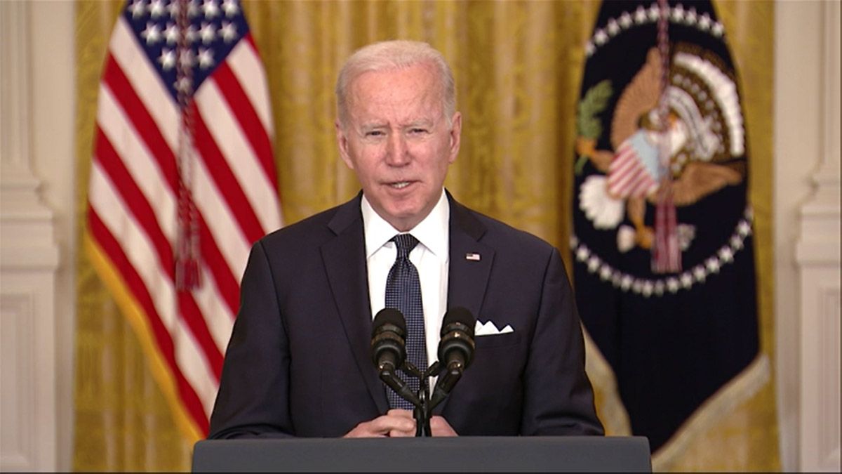 El riesgo de invasión inminente es muy alto dijo Joe Biden como antesala de la reunión con los aliados por la crisis de Ucrania (Foto: AP)