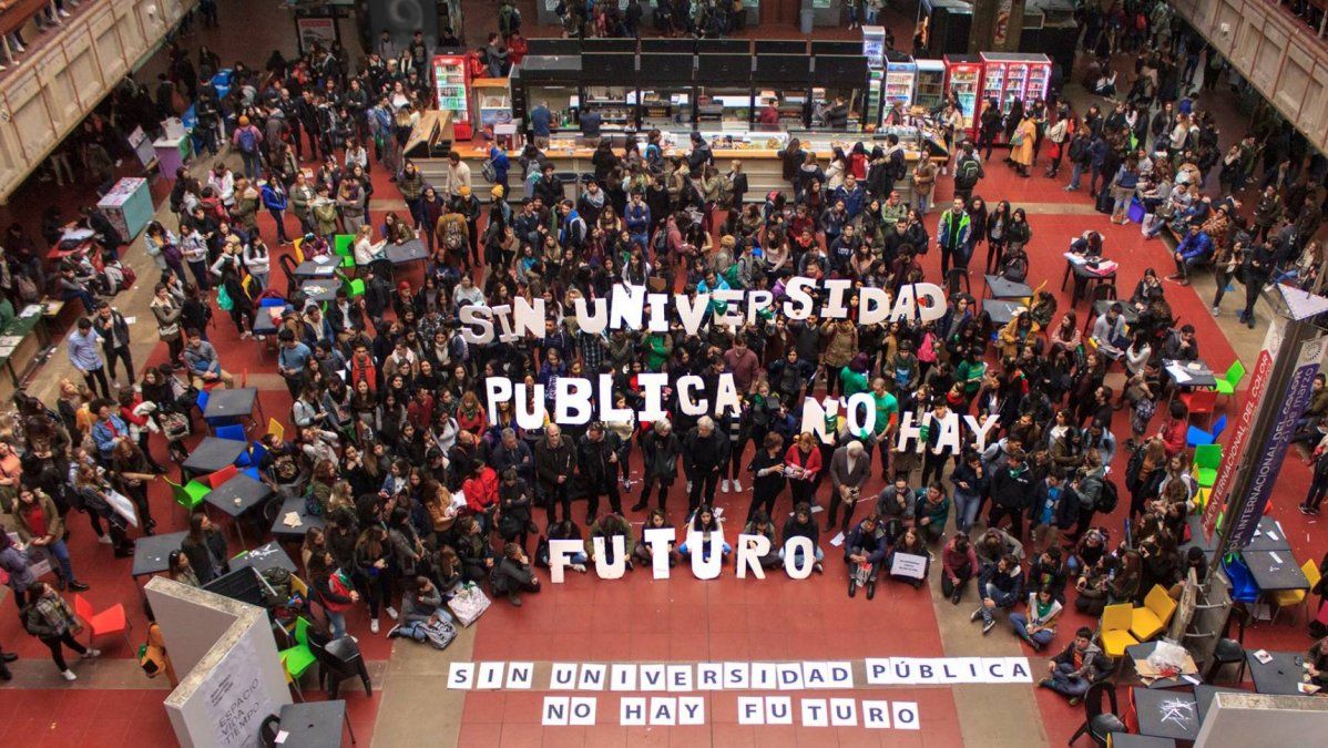Sin acuerdo paritario, las universidades públicas entran en una nueva semana de paro