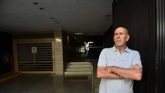 Maradona lo llevó a Boca y hoy es encargado de edificio