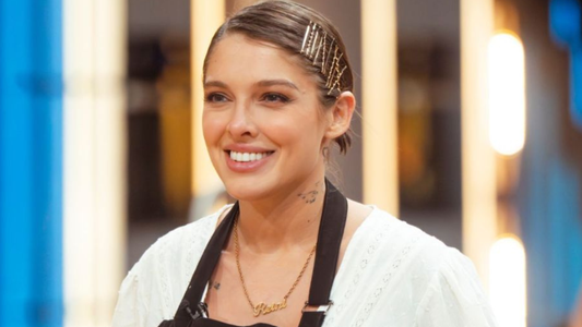 La Reini Gonet sorprendió en MasterChef Celebrity con un disfraz extravagante: Soy la...