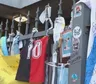 El emotivo homenaje que recibió Messi frente a su casa natal en Rosario