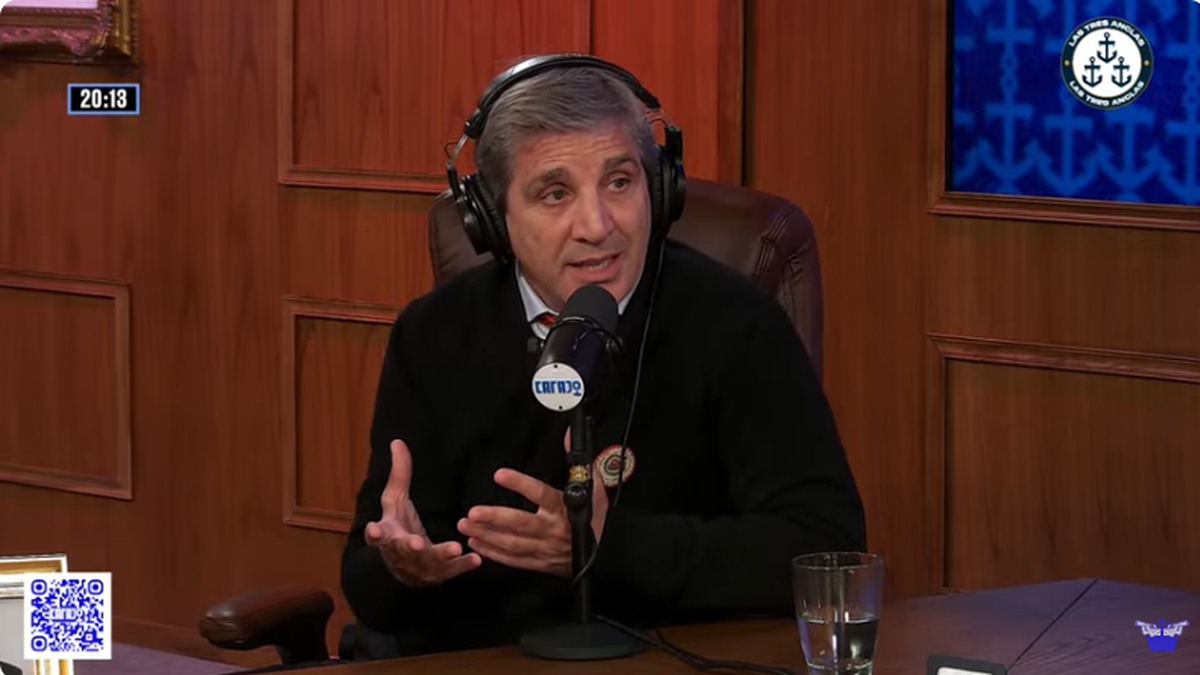 Luis Caputo tras la tensión cambiaria: Vamos a vender hasta el último dólar en el techo de la banda