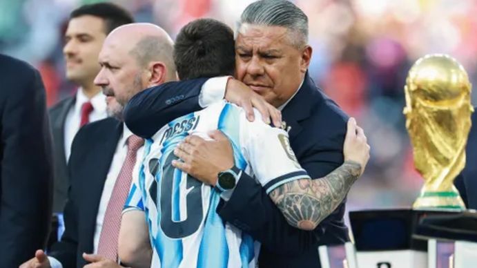 A un mes de la final, Chiqui Tapia defendió a los jugadores de la Selección y exigió disculpas