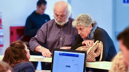 BONO de $50 mil para JUBILADOS: a quiénes le corresponde