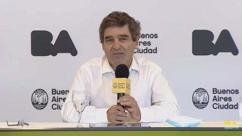 Quirós advirtió que de seguir aumentando los positivos, habrá que tomar decisiones de corto plazo más concretas