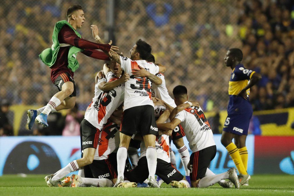 El festejo del River finalista en La Bombonera