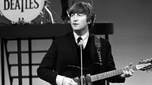 Pagan más de dos millones de dólares por una guitarra de John Lennon