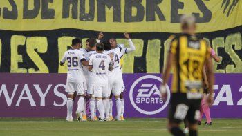 Boca apeló al manual de estilo de la altura y empezó la Libertadores con el pie derecho