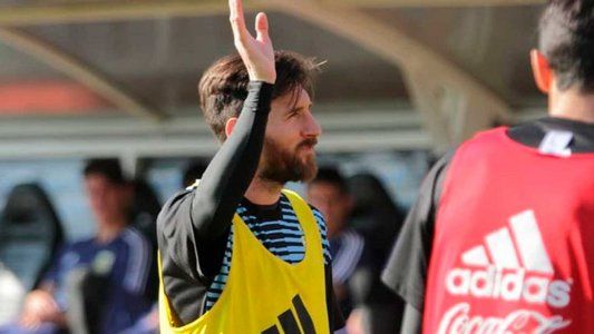 Entrenamiento a puertas abiertas: cómo entraron los jugadores y qué hicieron