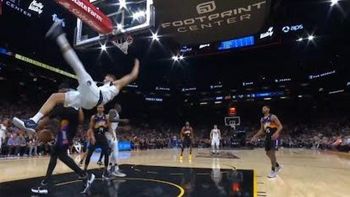 Escalofriante: la figura de la NBA que la volcó pero que cayó de manera terrible al suelo Escalofriante: la figura de la NBA que la volcó pero que cayó de manera terrible al suelo