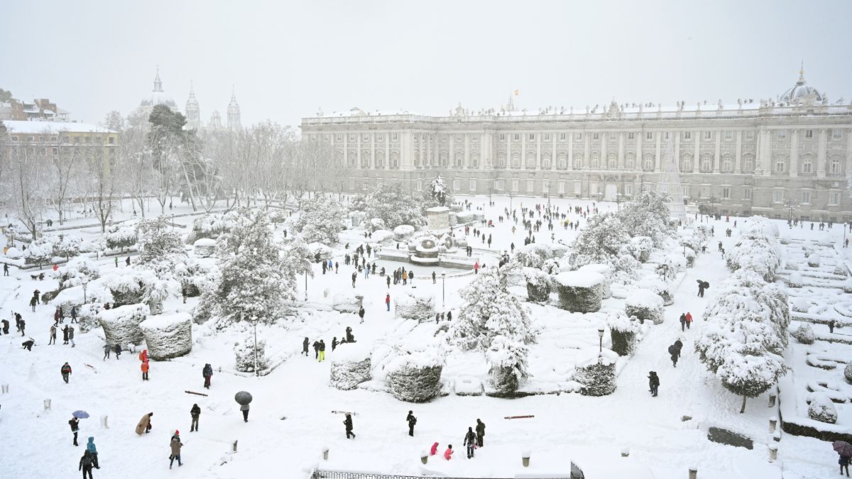Al menos 8 muertos en Japón y 3 en España por fuertes nevadas
