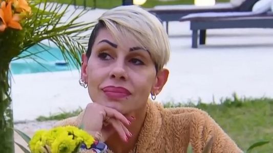 La tristeza de Mónica Farro ante su salida de El hotel de los famosos por su lesión