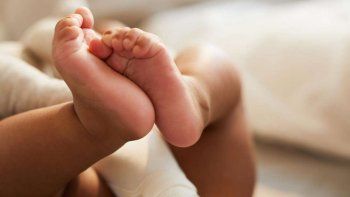 Murió de coronavirus una beba de 1 año: es la víctima más chica del país