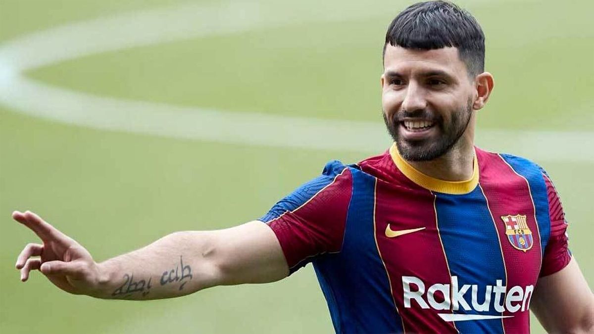 El Barcelona incorporó al Kun Agüero﻿ a último momento.&nbsp;