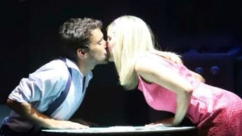 La emoción de Laurita Fernández y Nicolás Cabré en su debut en Mar del Plata