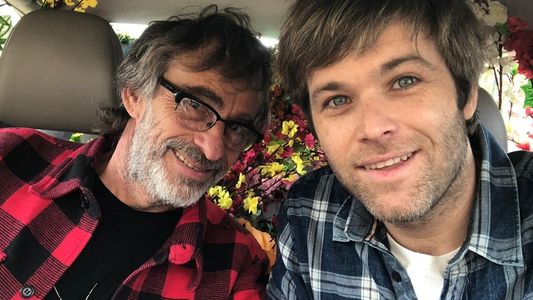 Benjamín Amadeo presenta “Las Flores”