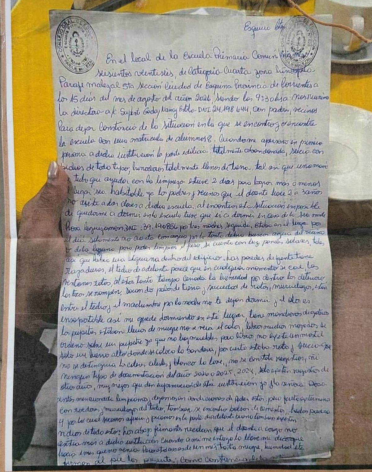 La carta con la que Nancy Godoy denunció las condiciones de la escuela. (Foto: @RominaDelPla)