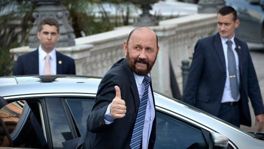 ¿Insfrán eterno?: la estrategia del gobernador de Formosa para lograr la reelección de por vida y el dilema de la Corte Suprema