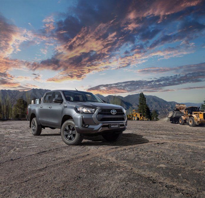 Toyota sorprende con su Hilux renovada
