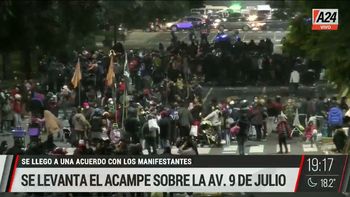 Las organizaciones sociales levantaron el acampe sobre 9 de julio