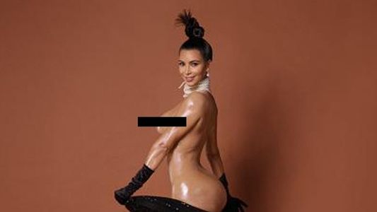 Es furor: La producción hot de Kim Kardashian al desnudo