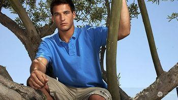Se suicidó el actor Clay Adler en medio de un viaje con amigos