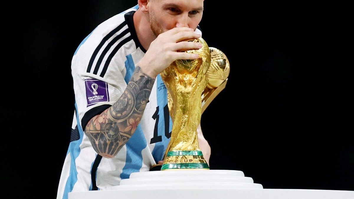 Copa Del Mundo Tamaño Real Trofeo Argentina Campeon Mundial - $ 20.999,3