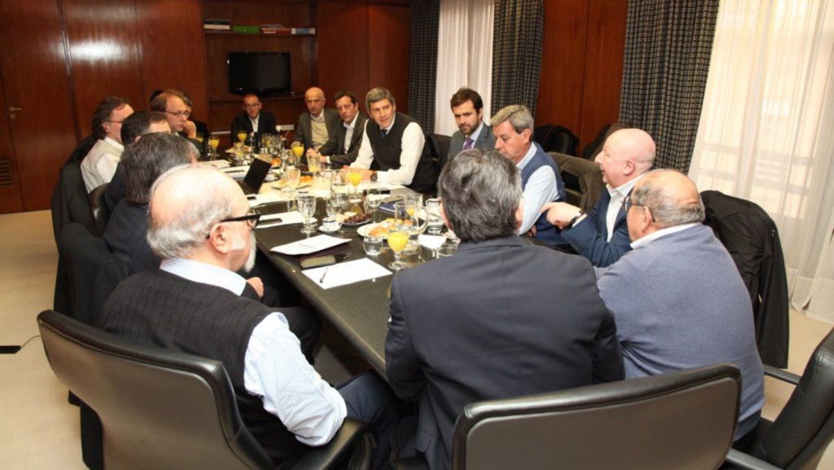 Presupuesto: las provincias opositoras se comprometen a ser más “austeras” pero le piden a Macri “compartir el gasto”