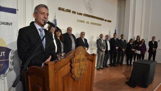Tras el pedido de aumento del gobernador de Chubut, trascendieron escandalosos sueldos de jueces y legisladores