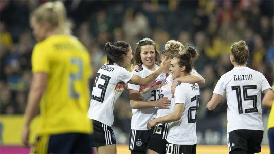 El video de la Selección alemana femenina contra el sexismo: No tenemos pelotas, pero sabemos cómo usarlas