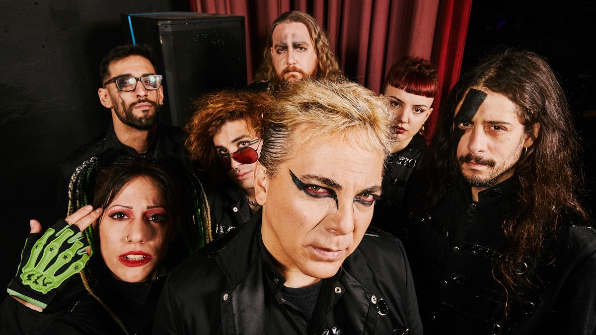 La Esfinge, la banda de Cristian Castro, celebra Halloween