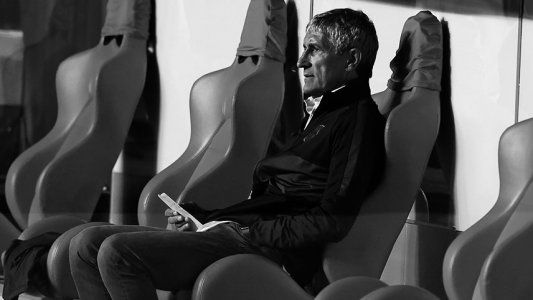 Barcelona hizo oficial el despido de Quique Setién y adelantó las elecciones para marzo de 2021