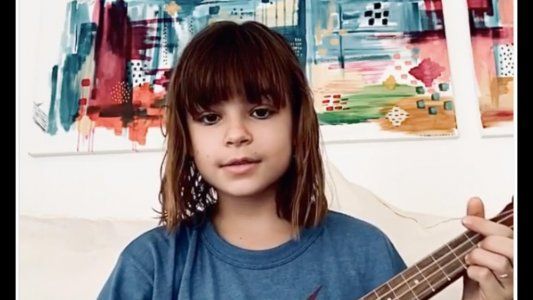 La hija de Agustina Cherri y Gaston Pauls volvió a revolucionar las redes con un cover