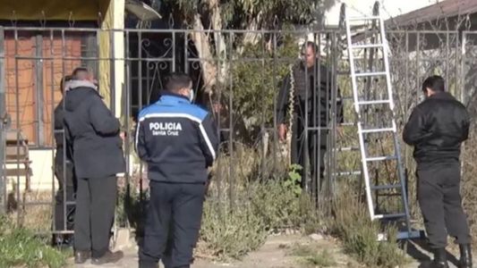 Sentían un olor nauseabundo y descubrieron que era una jubilada que estaba muerta en su casa: ladrones la habían desvalijado