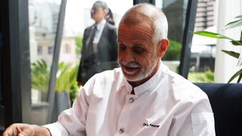 El chef Christian Petersen sufrió una descompensación durante un viaje: está grave y pelea por su vida