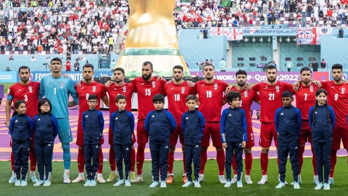 Los jugadores de Irán no cantaron el himno en señal de protesta por lo que sucede en su país (Foto: Gentileza Middle East Eye)