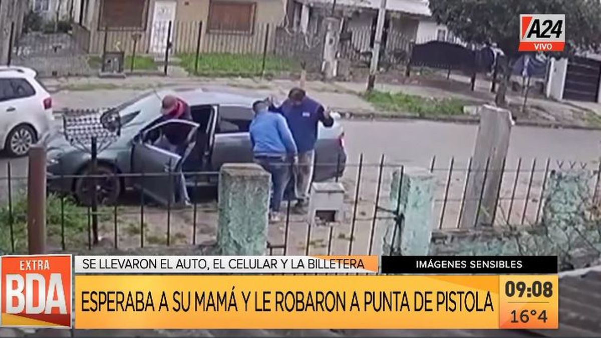 Así le roban el auto a un albañil en San Francisco Solano. (Captura de Tv)