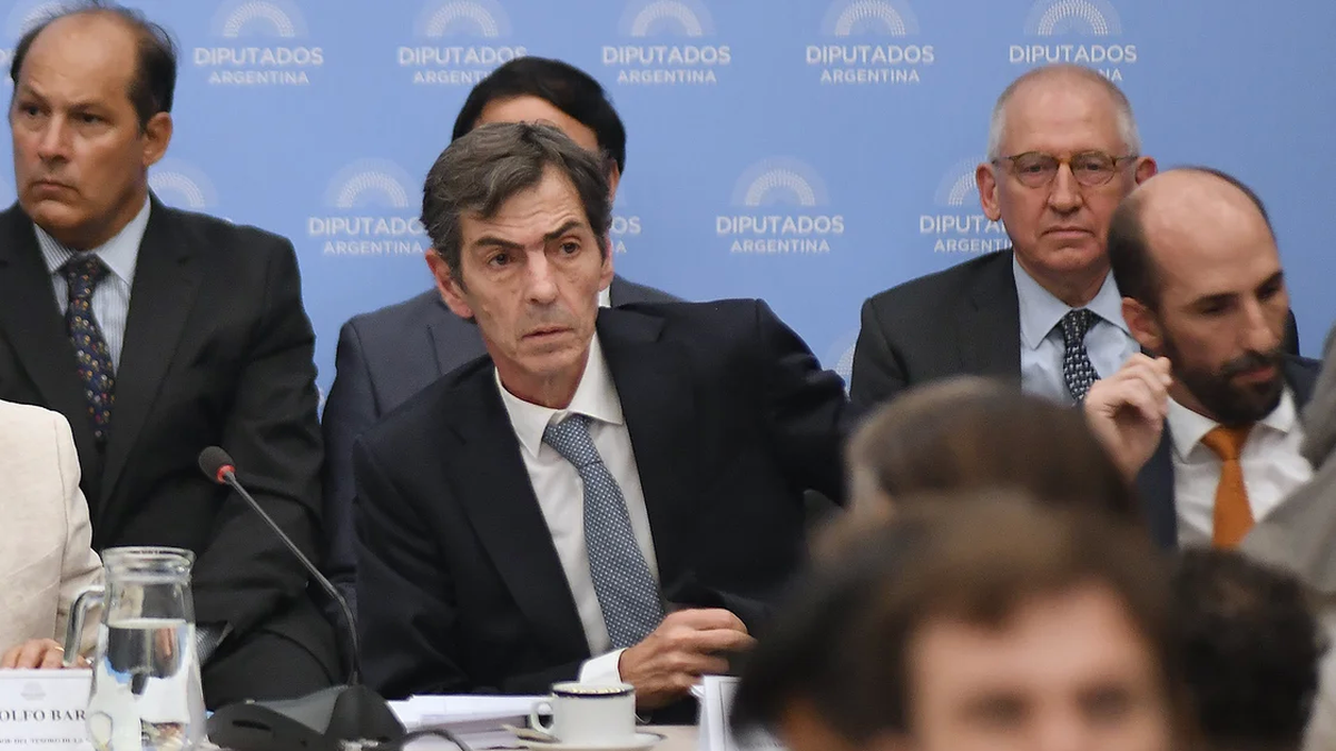 El secretario de Energía